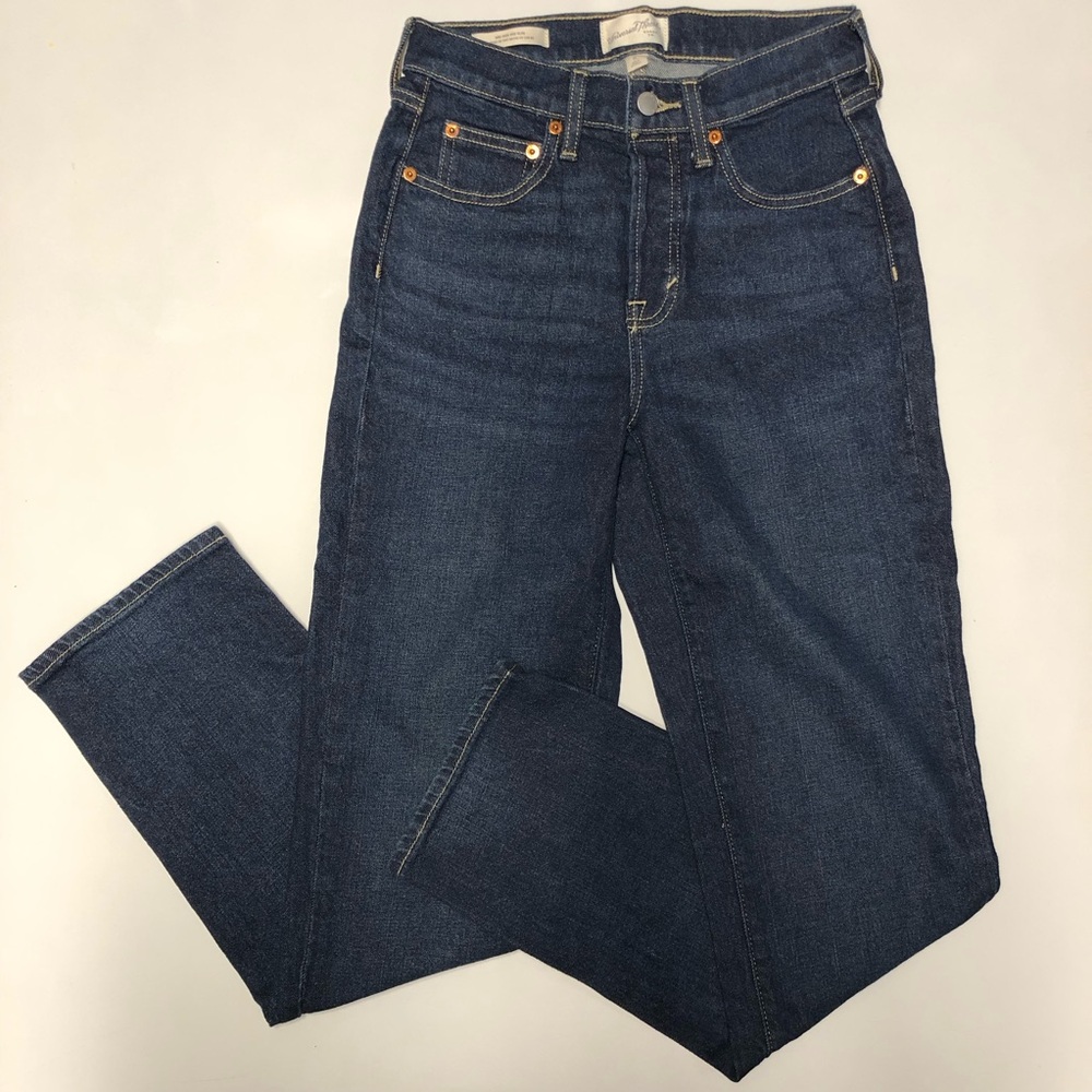 Universal thread mid rise 80s slim jeans size 6L